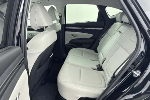 Hyundai Tucson (2022) thumbnail 30