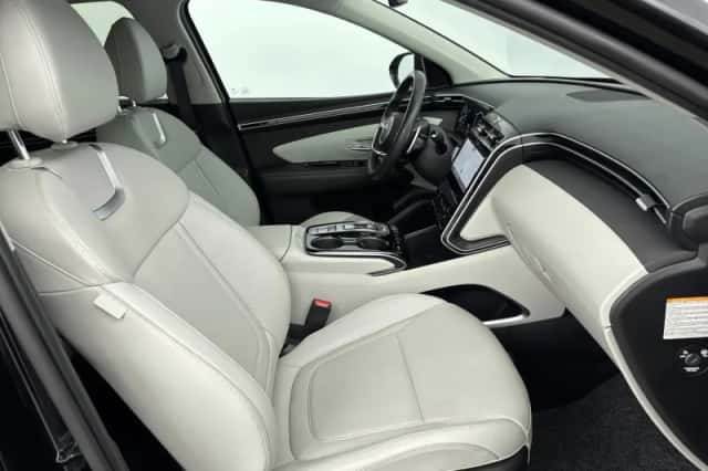 Hyundai Tucson (2022) thumbnail 33