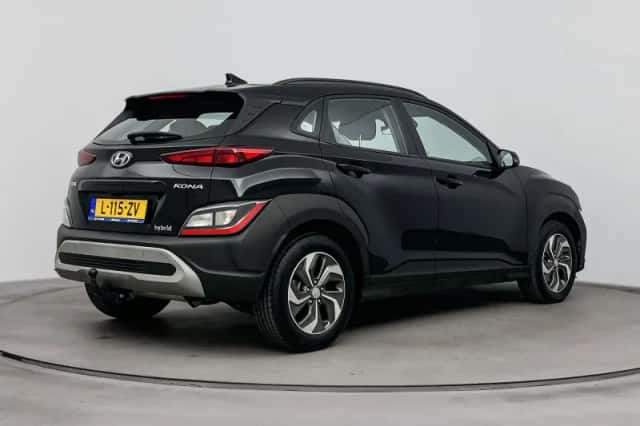 Hyundai Kona (2021) thumbnail 2