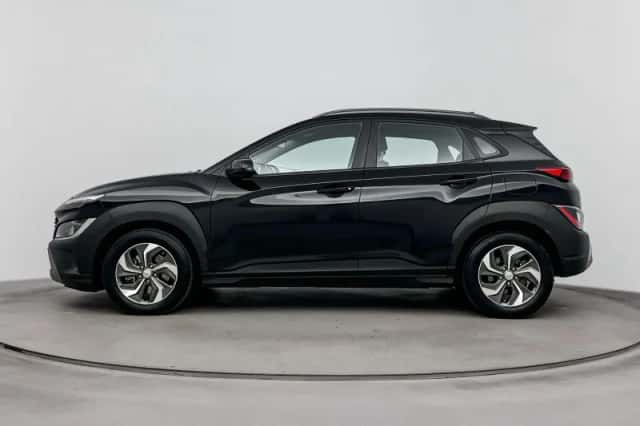 Hyundai Kona (2021) thumbnail 3