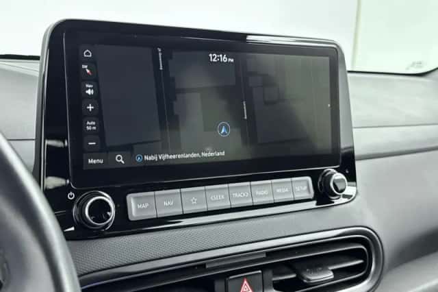 Hyundai Kona (2021) thumbnail 25