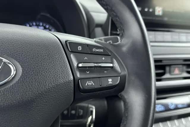 Hyundai Kona (2021) thumbnail 10