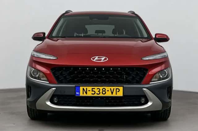 Hyundai Kona (2022) thumbnail 5