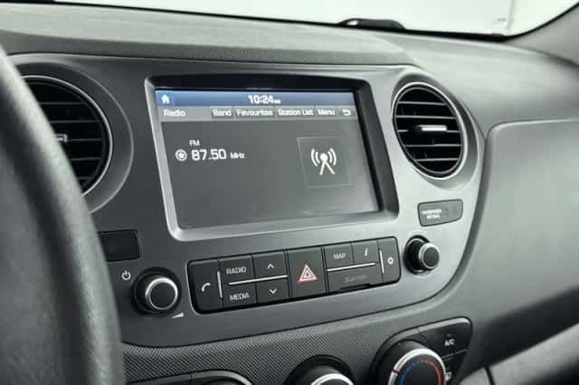 Hyundai i10 (2019) thumbnail 9