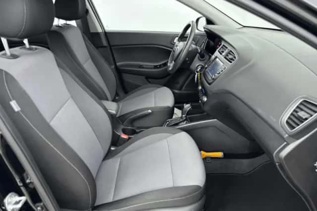 Hyundai i20 (2019) thumbnail 31