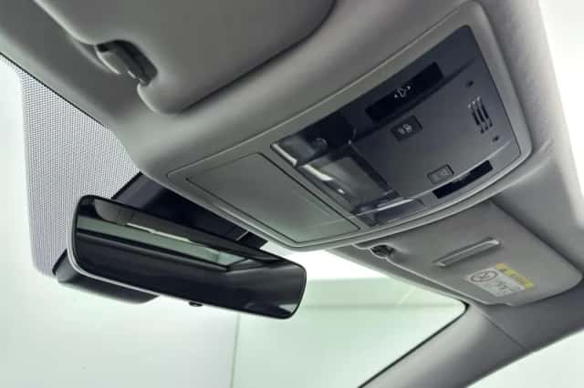 Lexus RX (2016) thumbnail 29