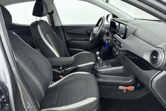 Hyundai i10 (2021) thumbnail 12