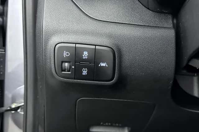Hyundai i10 (2021) thumbnail 23