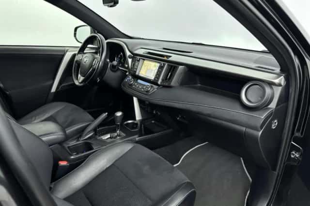Toyota RAV4 (2017) thumbnail 20