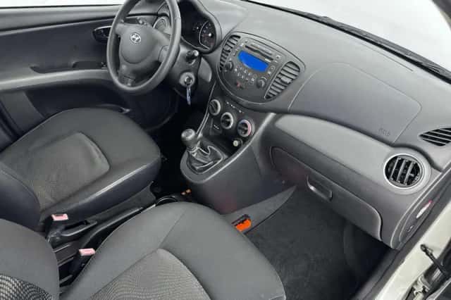 Hyundai i10 (2011) thumbnail 12