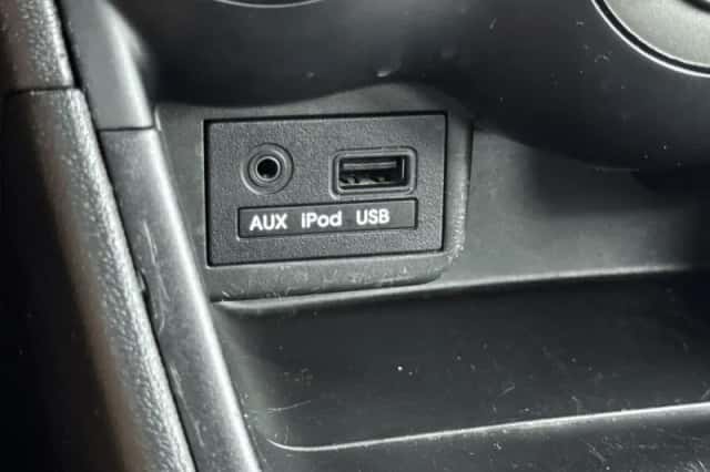 Hyundai i10 (2011) thumbnail 17