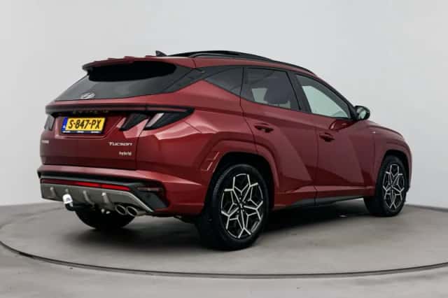 Hyundai Tucson (2023) thumbnail 2