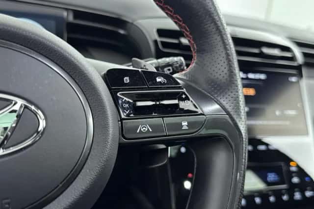 Hyundai Tucson (2023) thumbnail 12