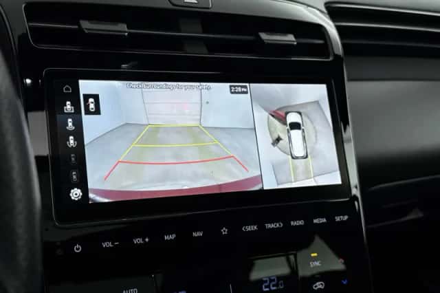 Hyundai Tucson (2023) thumbnail 13