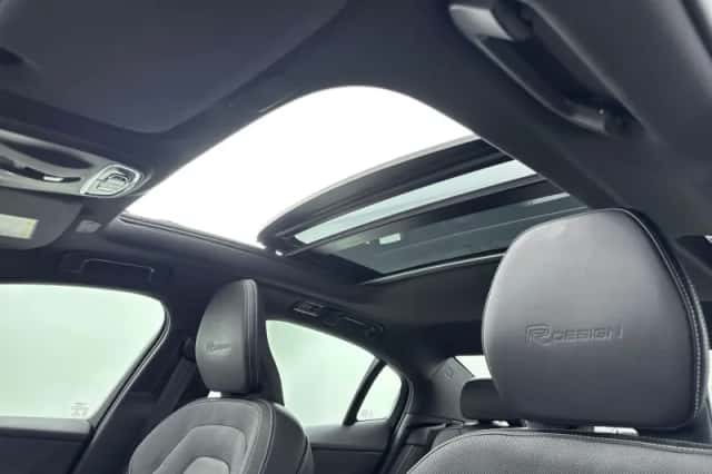Volvo S60 (2019) thumbnail 13