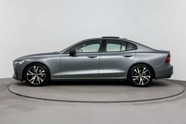 Volvo S60 (2019) thumbnail 3
