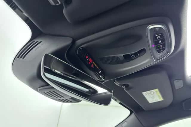 Volvo S60 (2019) thumbnail 29