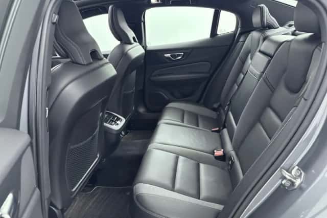 Volvo S60 (2019) thumbnail 30