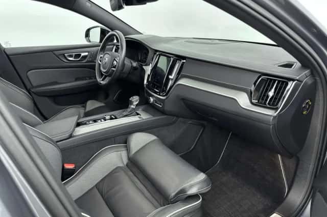 Volvo S60 (2019) thumbnail 34