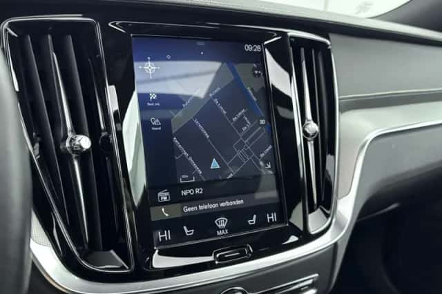 Volvo S60 (2019) thumbnail 9