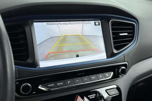 Hyundai Ioniq (2017) thumbnail 14