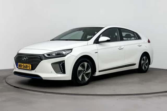 Hyundai Ioniq (2017) thumbnail 10
