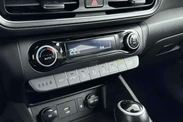 Hyundai Kona (2023) thumbnail 17