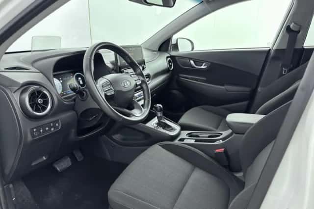 Hyundai Kona (2023) thumbnail 10