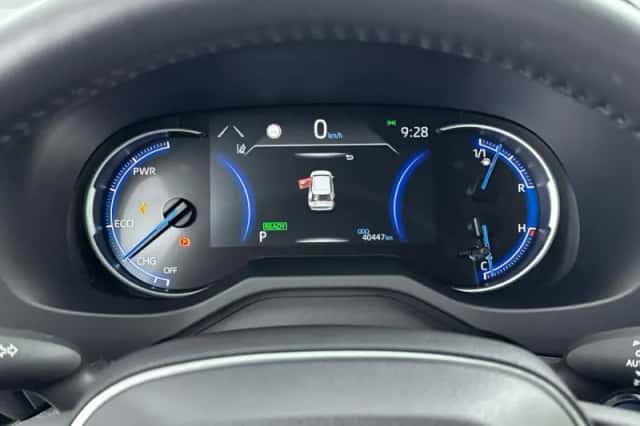 Toyota RAV4 (2022) thumbnail 10