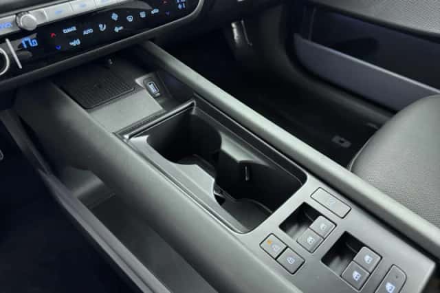 Hyundai Ioniq 6 (2026) thumbnail 12