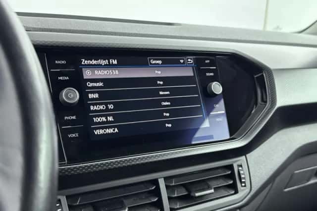 Volkswagen T-Cross (2020) thumbnail 9