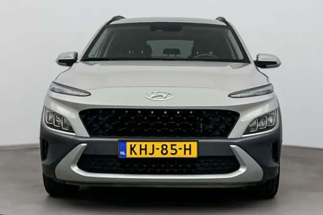 Hyundai Kona (2021) thumbnail 5