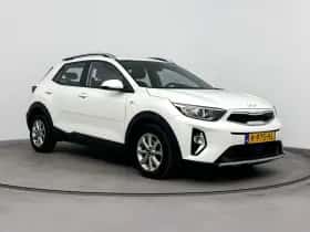 Kia Stonic (2022) thumbnail 7