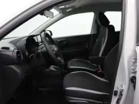 Hyundai i10 (2025) thumbnail 9