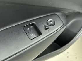 Hyundai i10 (2022) thumbnail 25