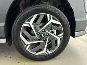 Hyundai Kona (2025) thumbnail 24