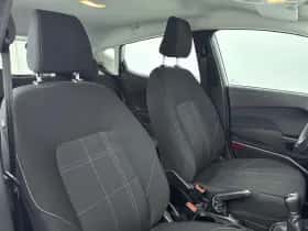 Ford Fiesta (2019) thumbnail 26