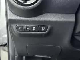 Kia Picanto (2023) thumbnail 23