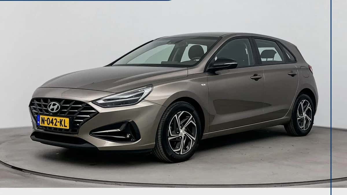 Hyundai i30 (2021) — foto 1