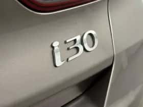 Hyundai i30 (2021) thumbnail 18