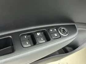 Hyundai i10 (2019) thumbnail 16