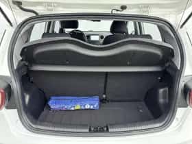 Hyundai i10 (2019) thumbnail 24
