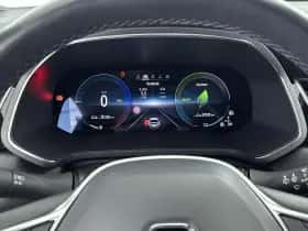 Renault Captur (2022) thumbnail 10