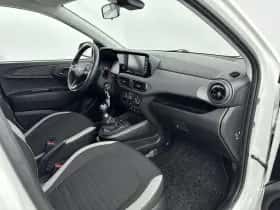 Hyundai i10 (2024) thumbnail 9