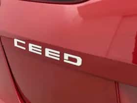 Kia Ceed Sportswagon (2023) thumbnail 25
