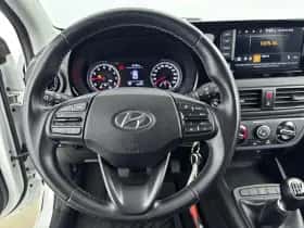 Hyundai i10 (2021) thumbnail 24