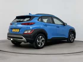 Hyundai Kona (2021) thumbnail 2