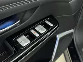 XPENG G9 (2023) thumbnail 24