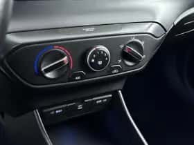 Hyundai i20 (2022) thumbnail 42
