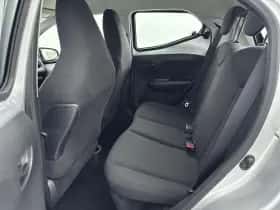 Toyota Aygo (2018) thumbnail 25